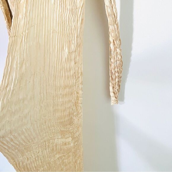Theory Satin Long Slim Crinkle Cardigan Cream Small Never Worn Lightweight - Picture 8 of 15